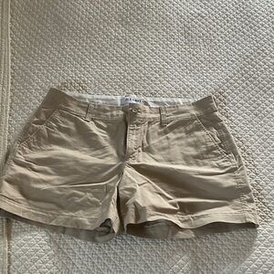 Old Navy Women's Cargo Shorts in Light Brown